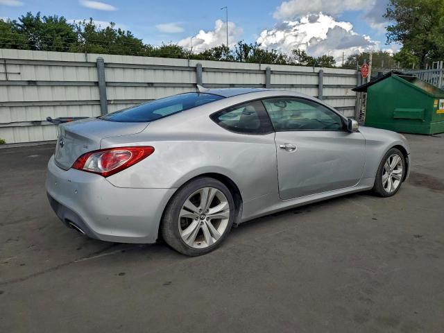 Hyundai Genesis 3.8l Image 4