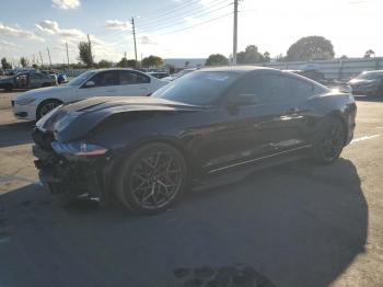  Salvage Ford Mustang