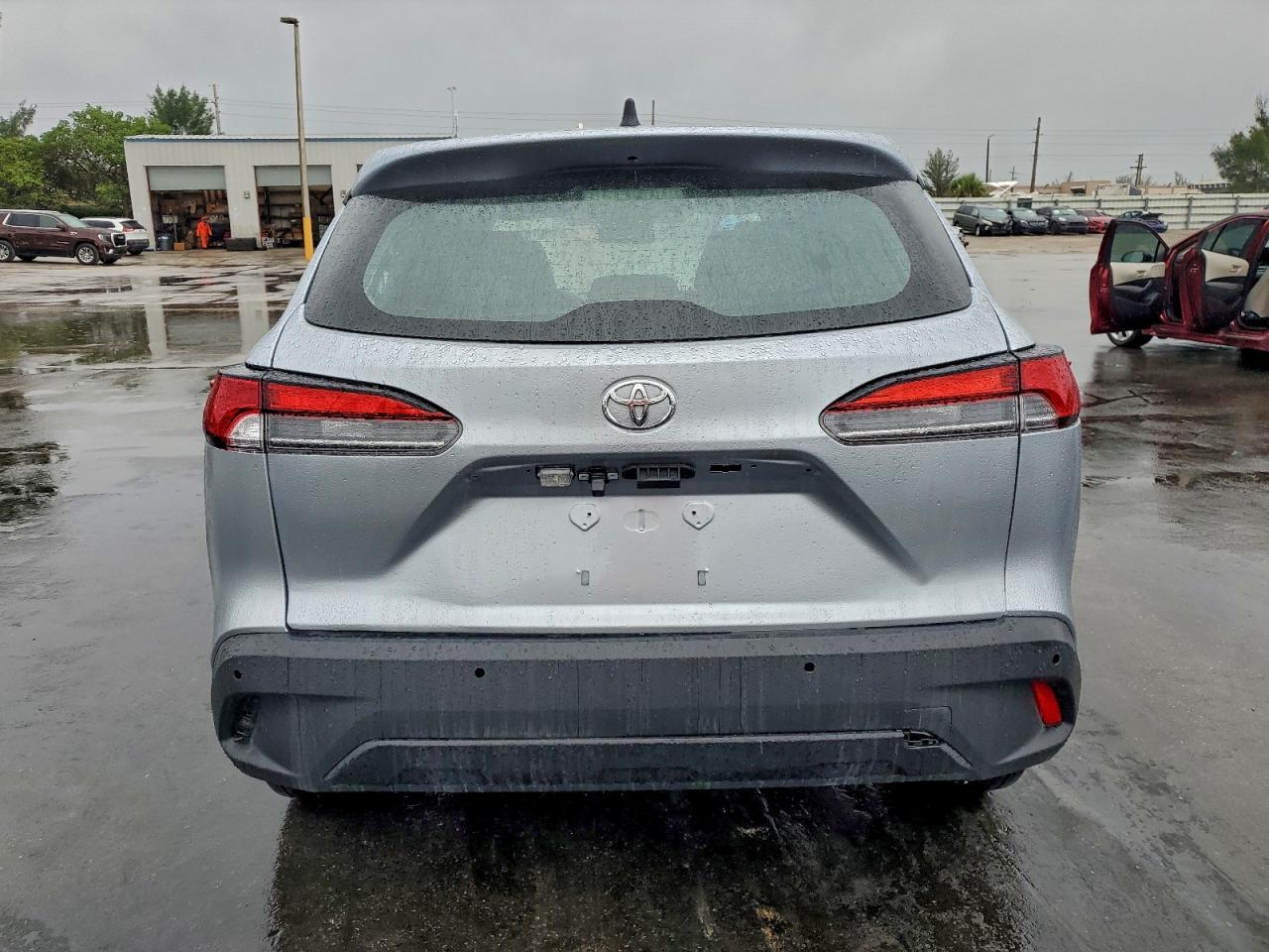 Toyota Corolla L Image 5