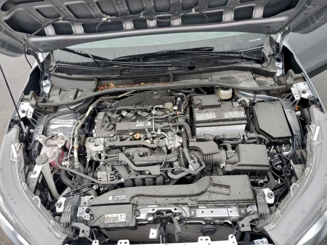 Toyota Corolla L Image 2