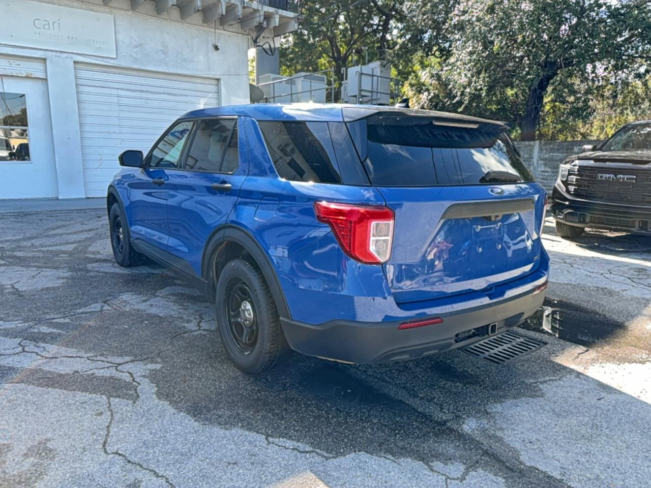Ford Explorer Police Interceptor Image 10