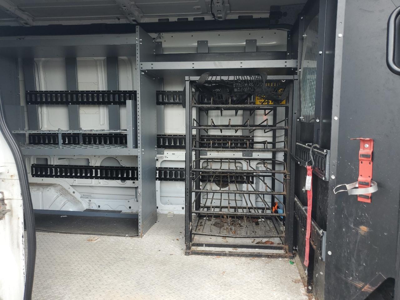 Ford Transit T-350 Image 11