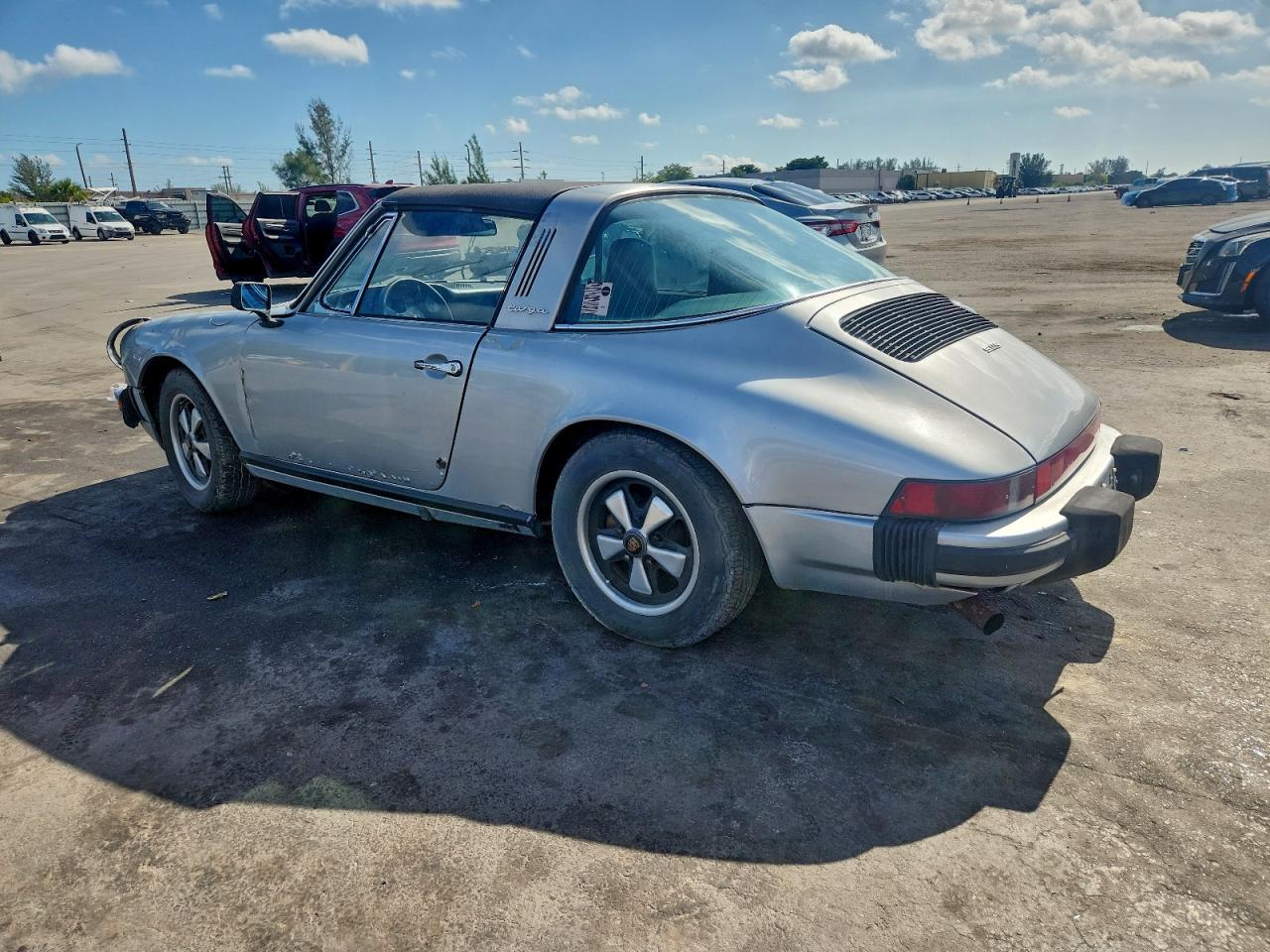 Porsche 911 Image 4
