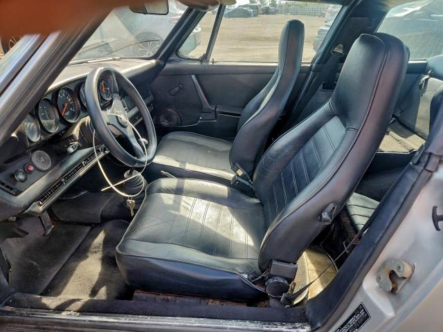 Porsche 911 Image 12