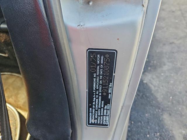 Porsche 911 Image 11