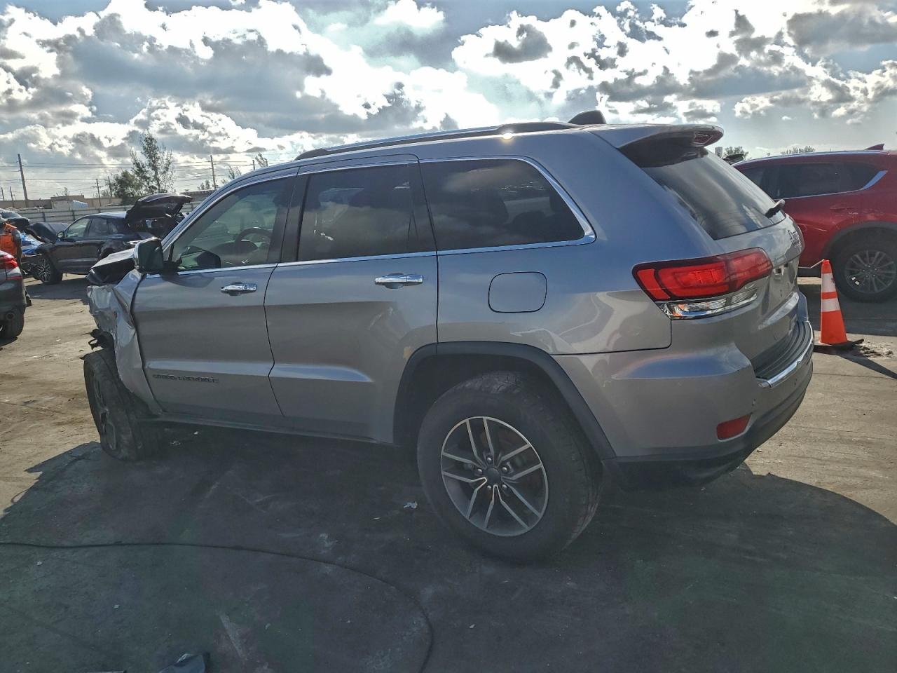 Jeep Grand Cherokee Limited Image 5