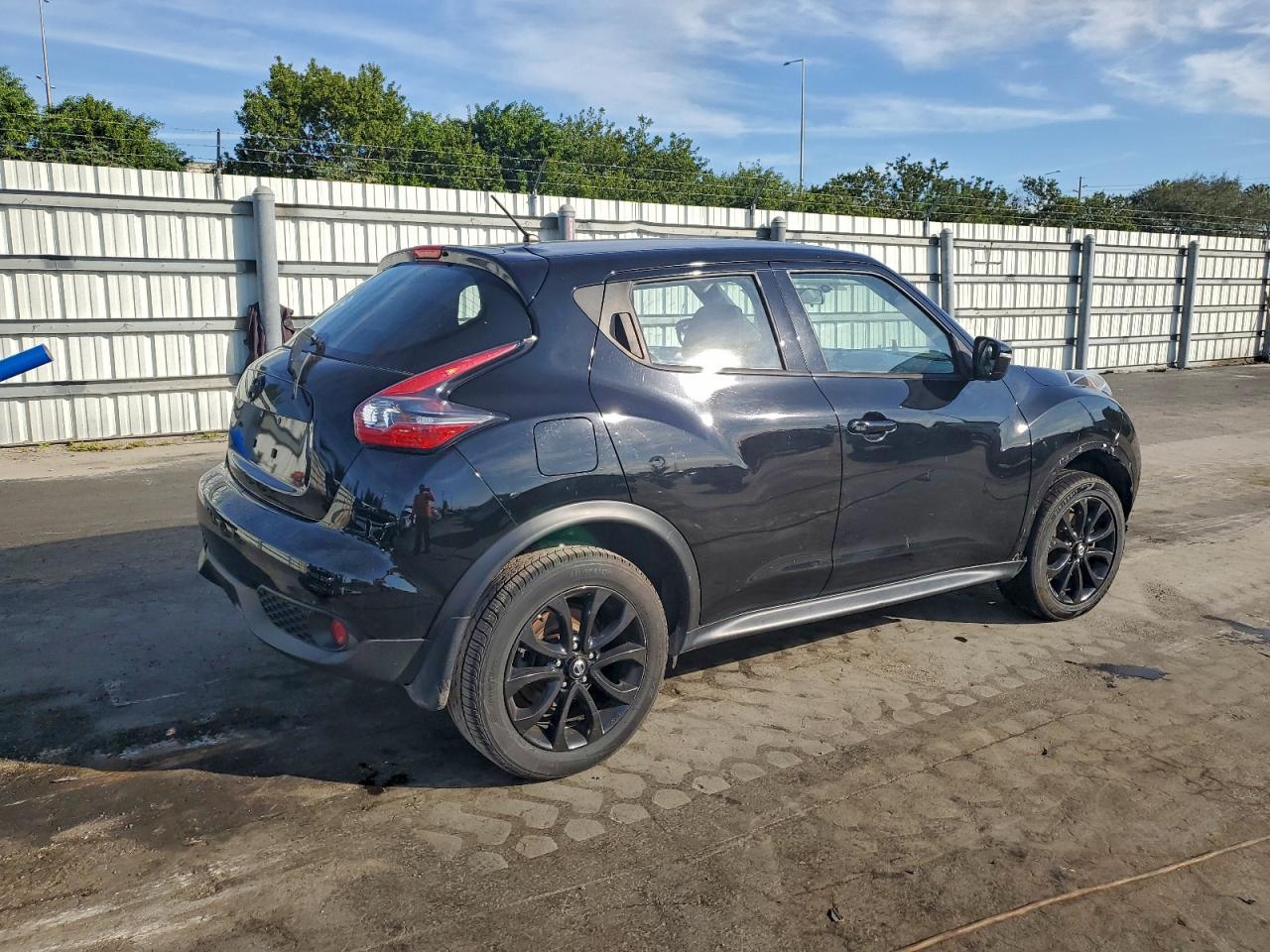 Nissan JUKE S Image 3