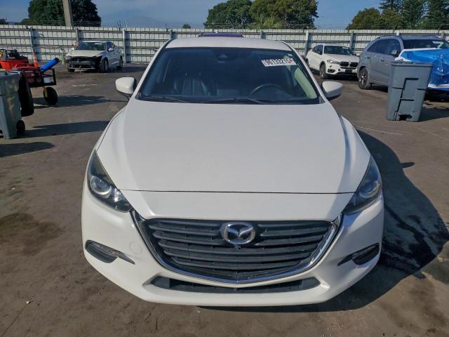 Mazda 3 Touring Image 7