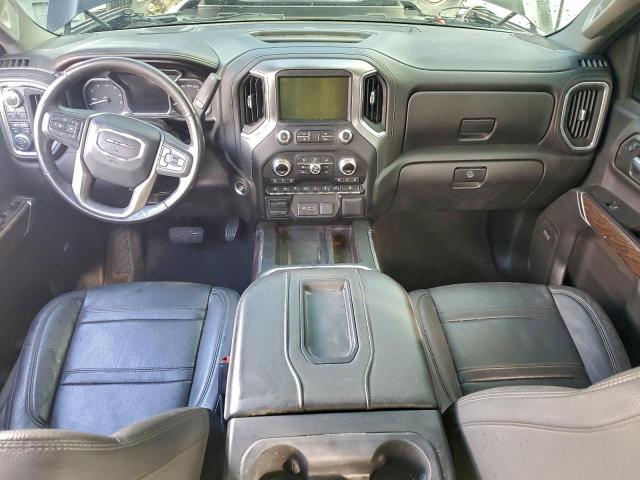 GMC Sierra K1500 Denali Image 6