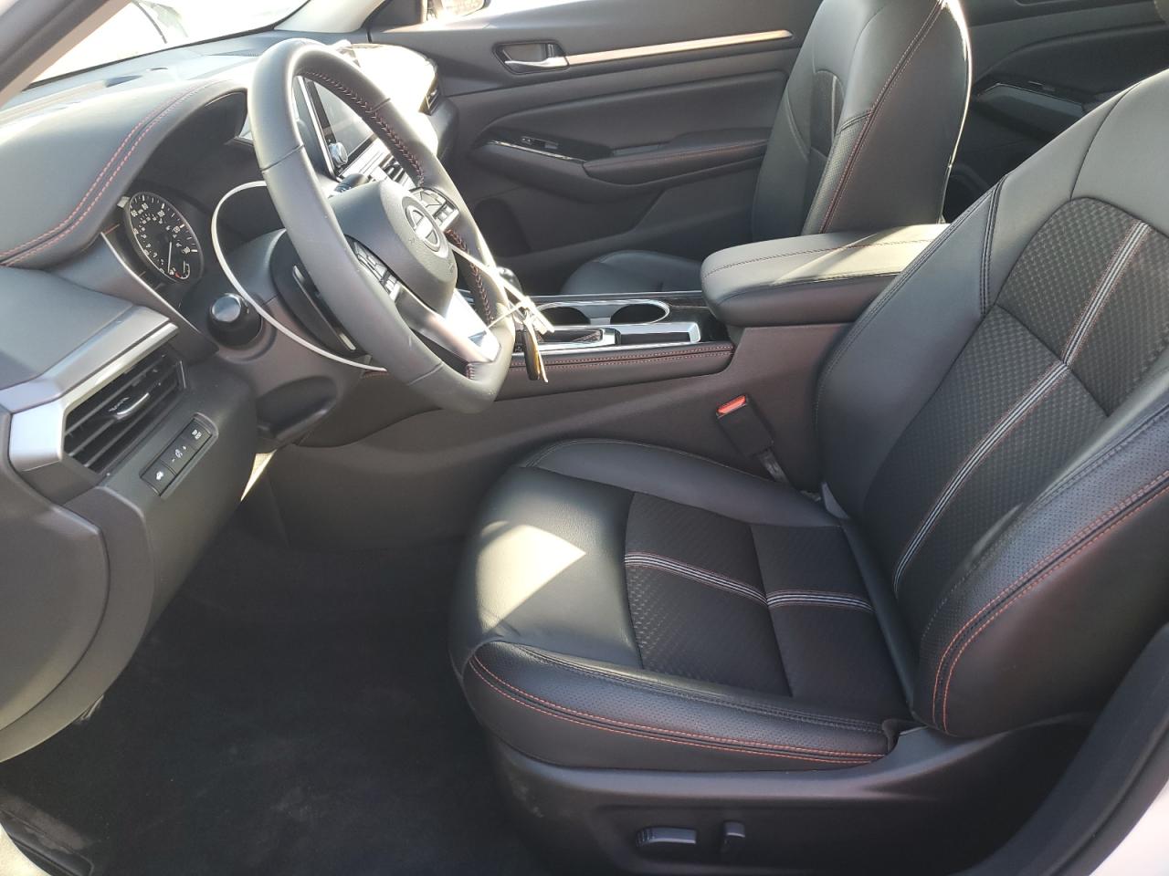 Nissan Altima Sr Image 5