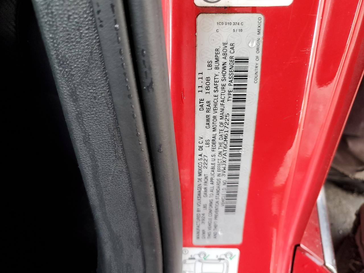 Volkswagen Beetle Image 6