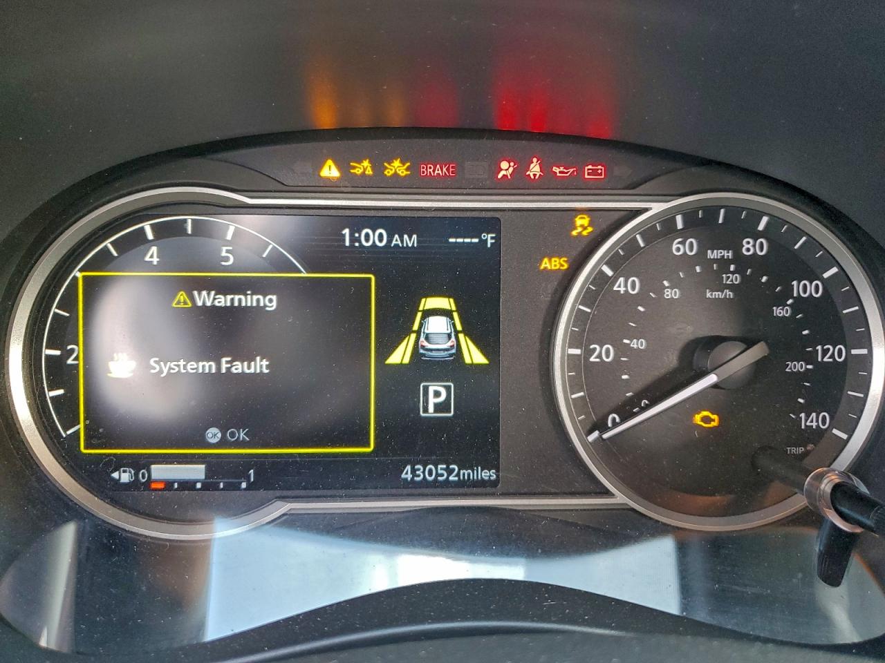 Nissan Kicks Sv Image 9