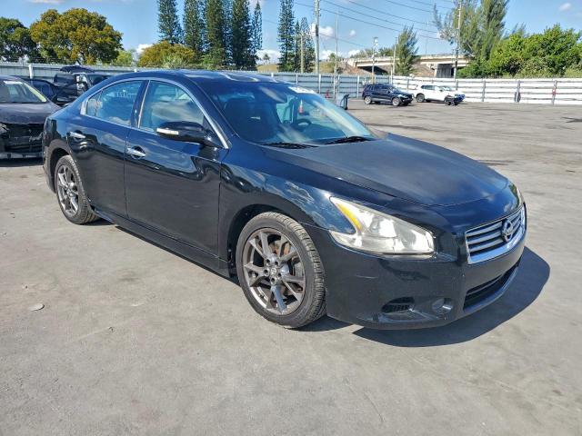 Nissan Maxima S Image 9