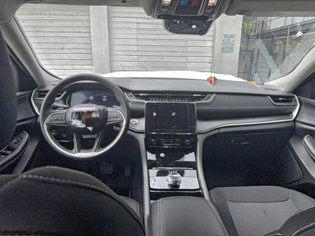 Jeep Grand Cherokee L Laredo Image 9