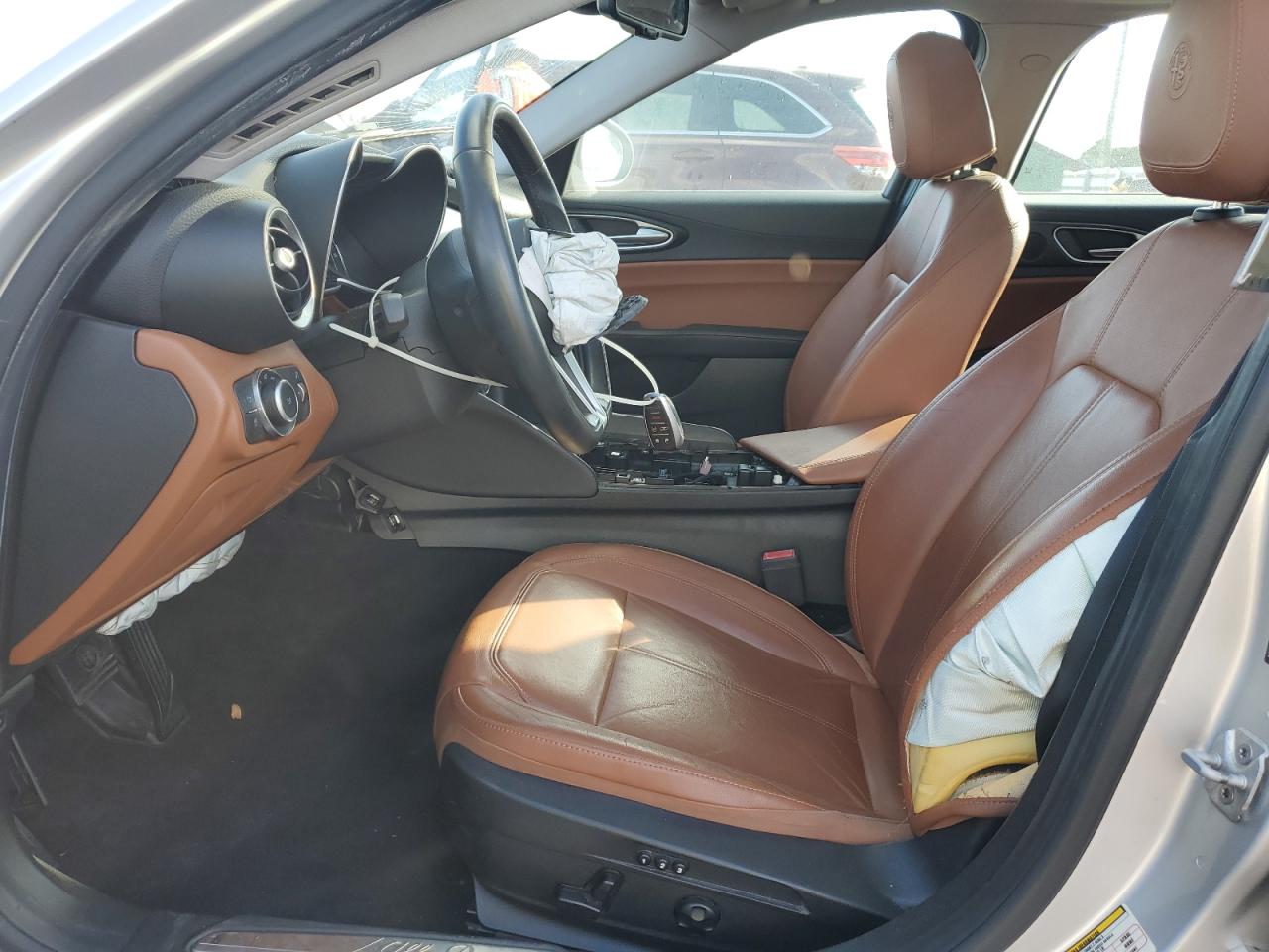 Alfa Romeo Giulia Q4 Image 4