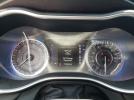 Chrysler 200 Limited Image 9