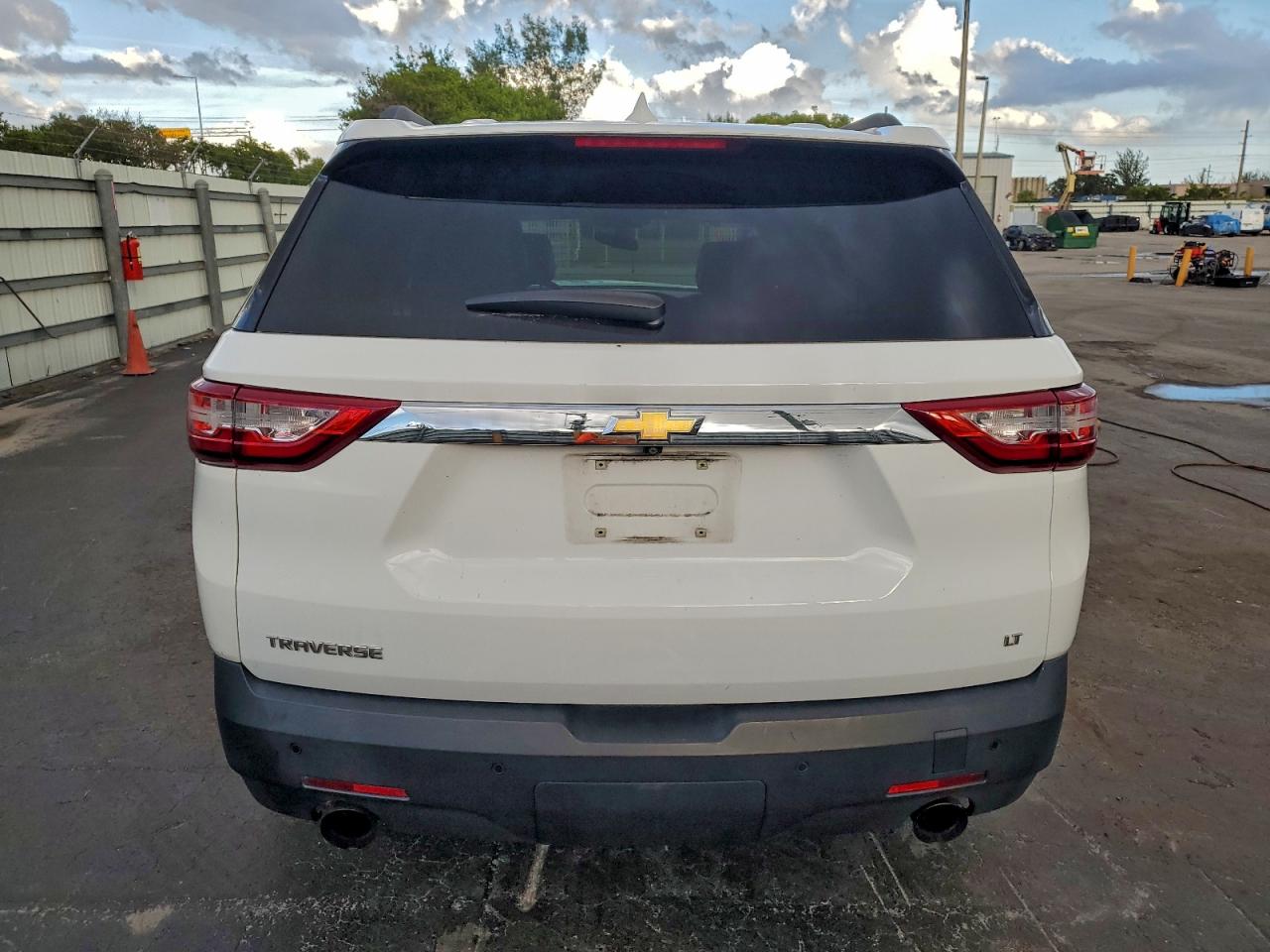 Chevrolet Traverse Lt Image 7