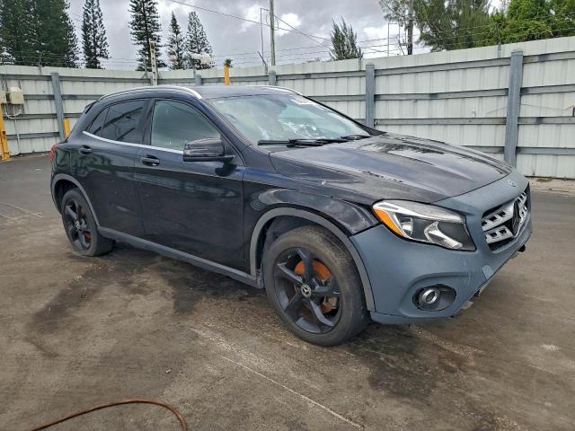 Mercedes-Benz GLA 250 Image 4