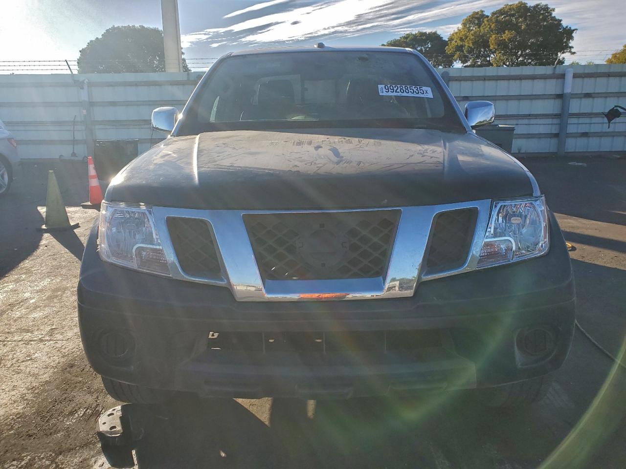 Nissan Frontier S Image 12