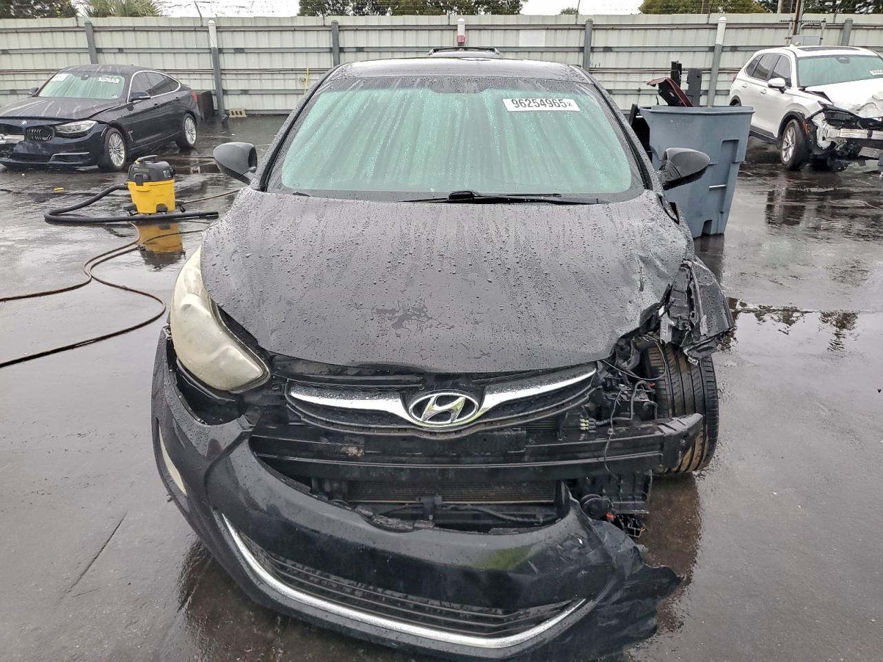 Hyundai ELANTRA Gls Image 6