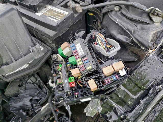 Hyundai ELANTRA Gls Image 9