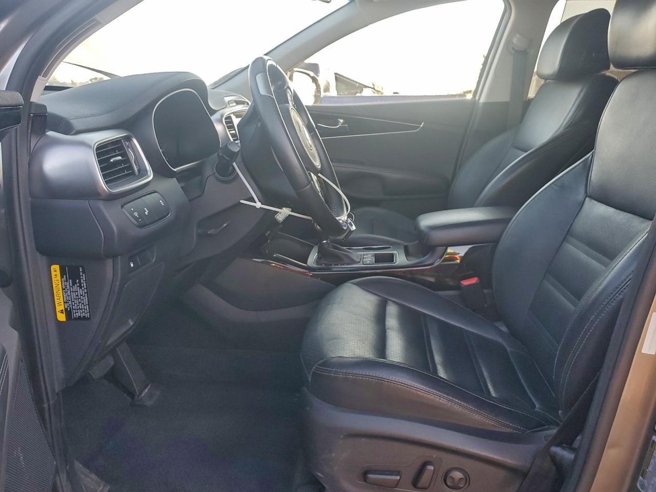 Kia Sorento Ex Image 12