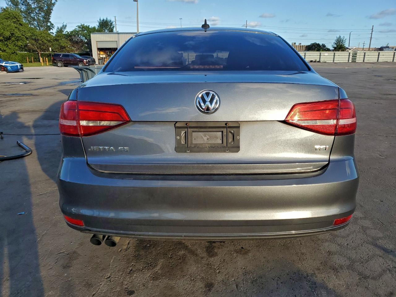 Volkswagen Jetta Se Image 2