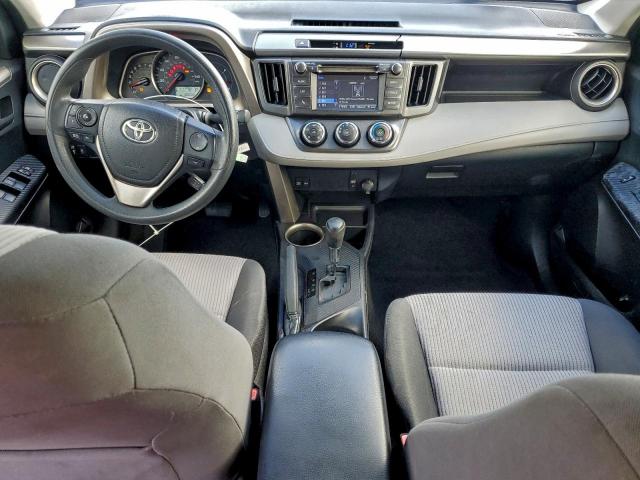 Toyota RAV4 Le Image 6