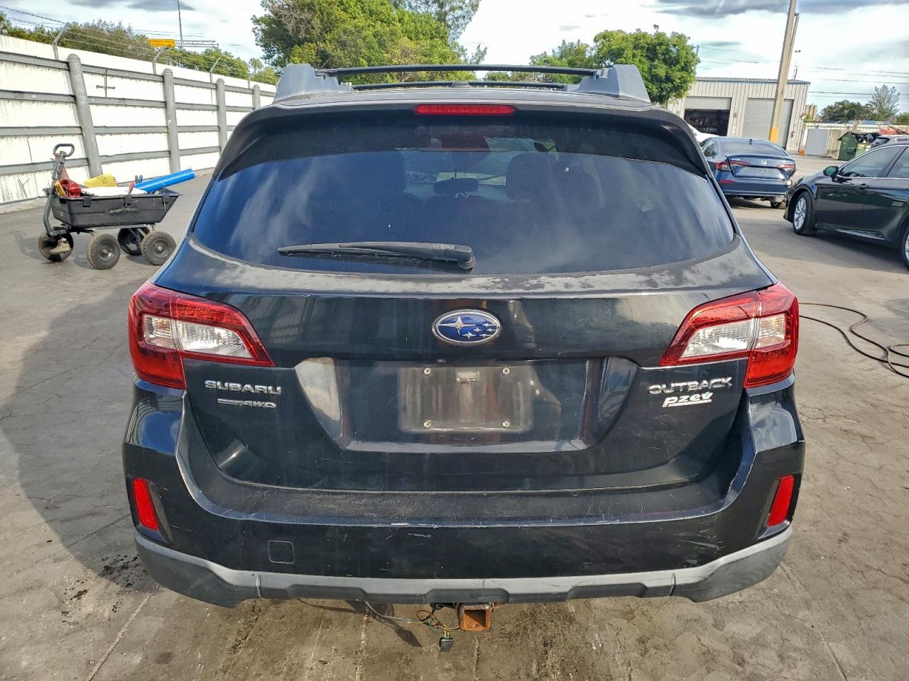 Subaru Outback 2.5i Premium Image 7