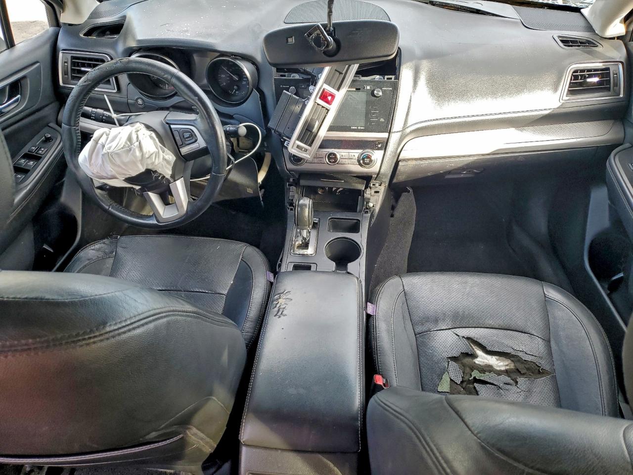 Subaru Outback 2.5i Premium Image 8