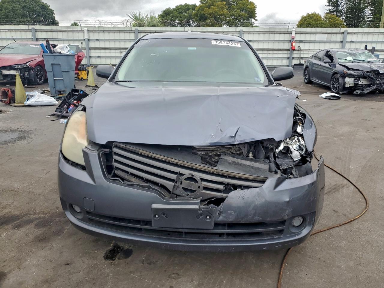 Nissan Altima 2.5 Image 3