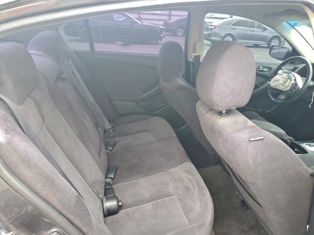 Nissan Altima 2.5 Image 10