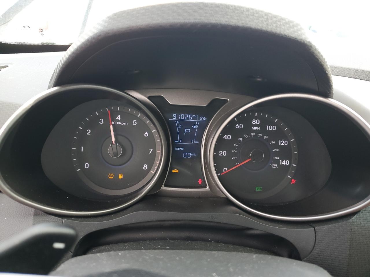 Hyundai VELOSTER Image 7