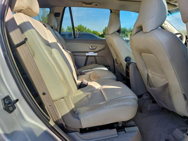 Volvo XC90 Image 8