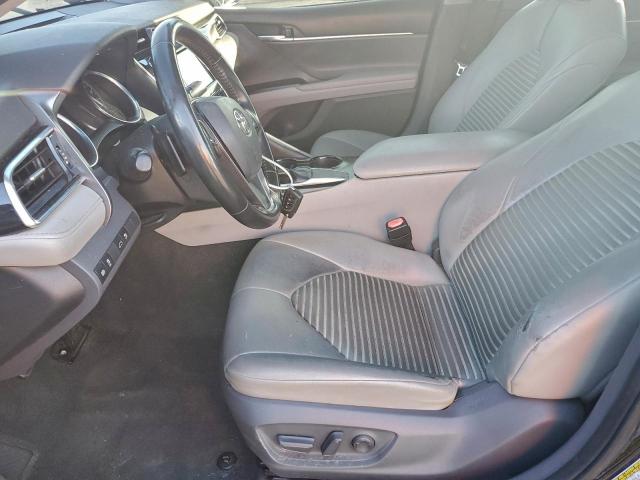 Toyota Camry L Image 5