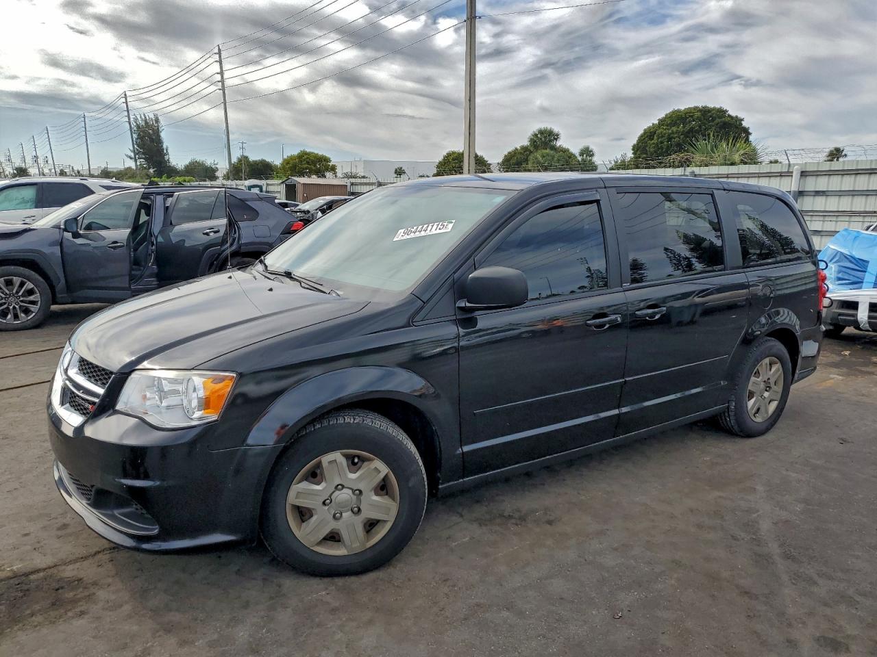 Dodge Caravan Se Image 1