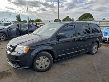  Salvage Dodge Caravan
