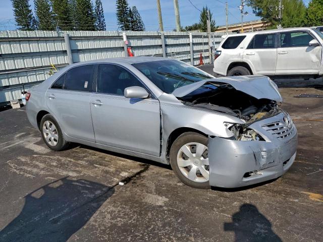Toyota Camry Ce Image 12