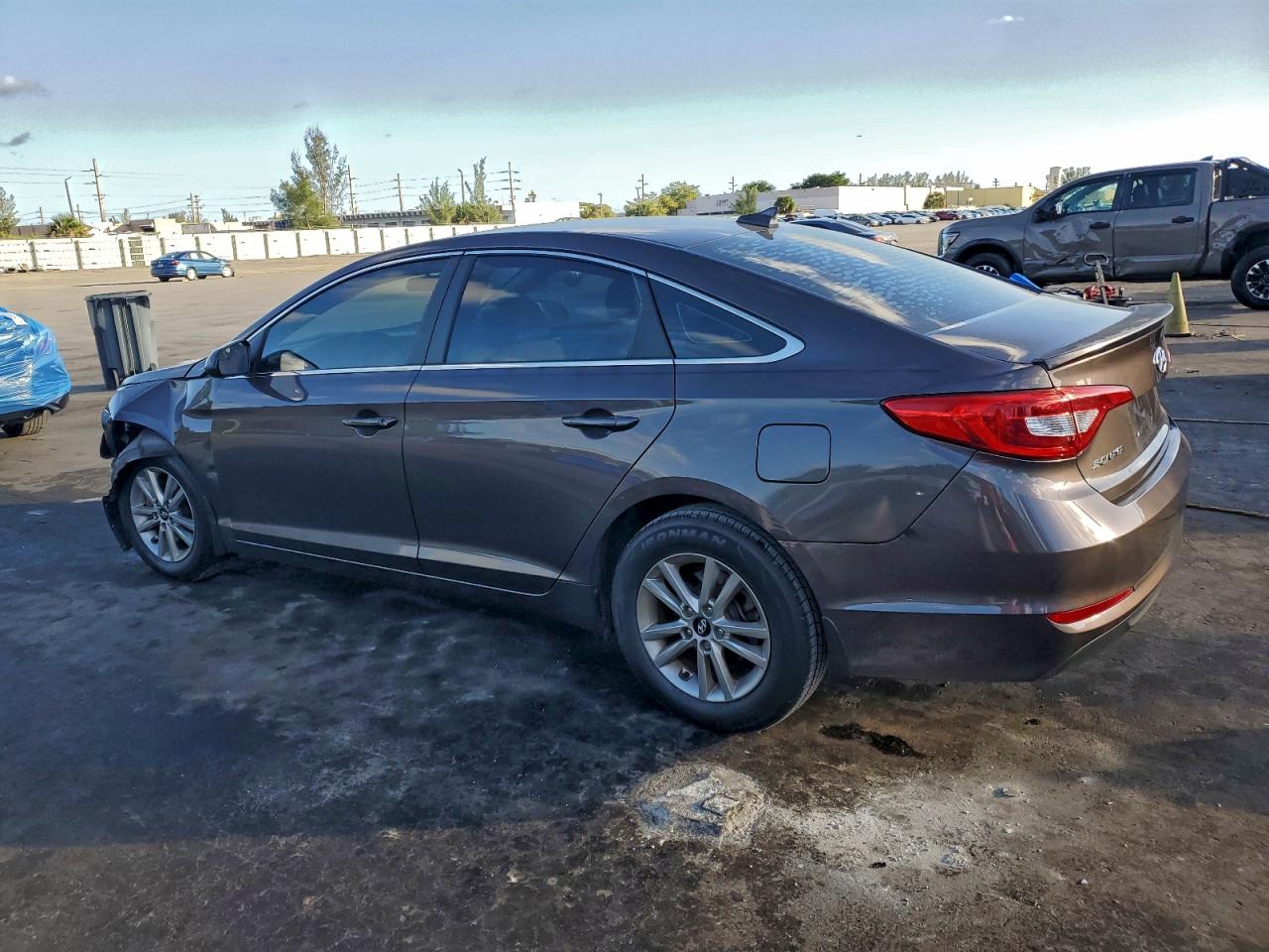 Hyundai SONATA Se Image 2