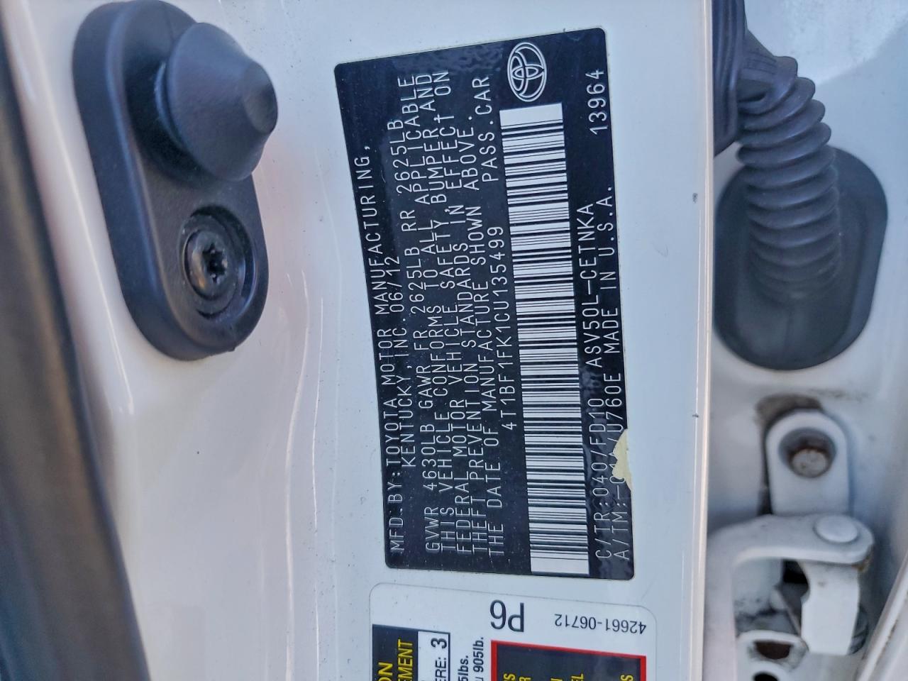 Toyota Camry Base Image 11