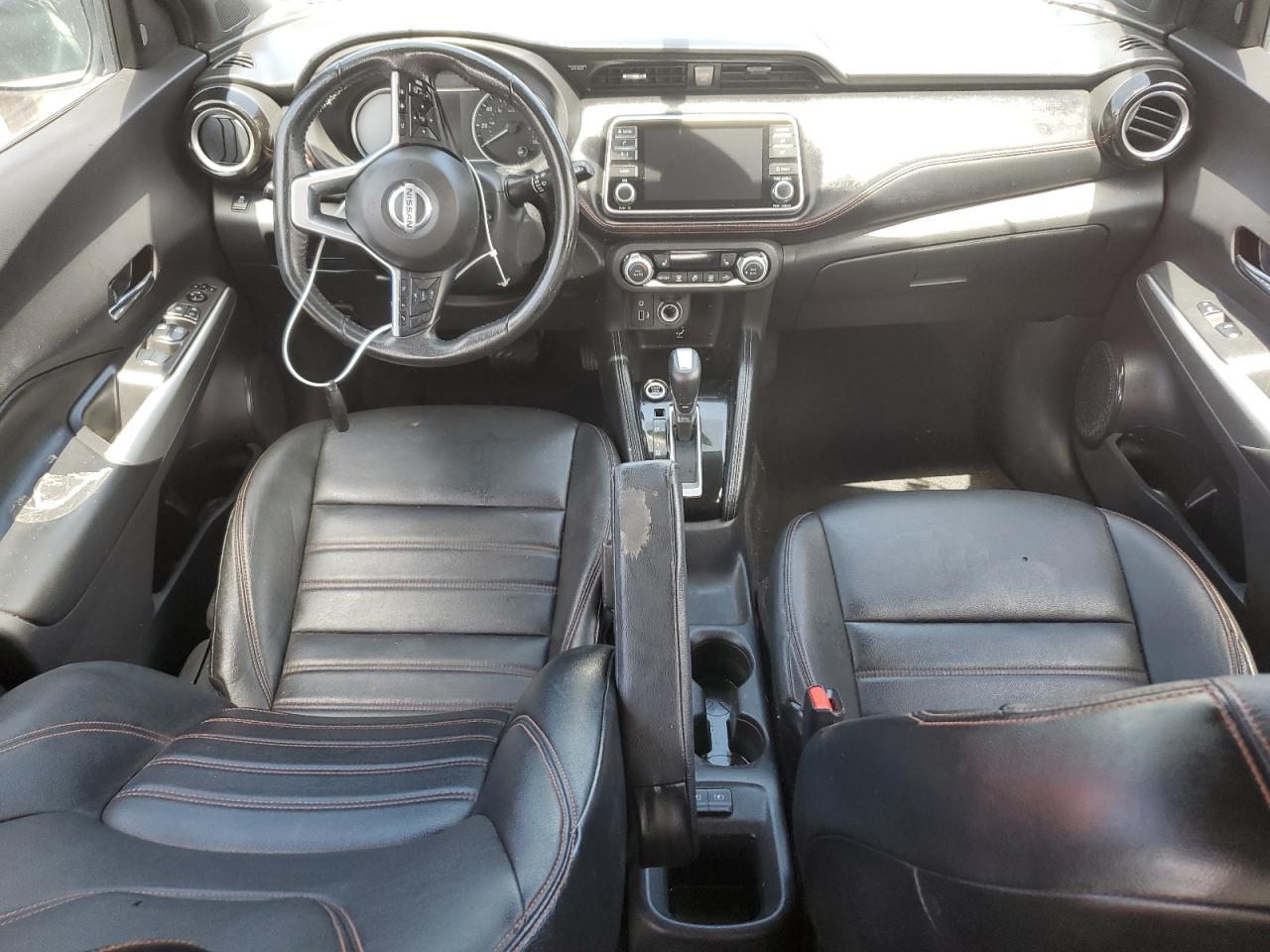 Nissan Kicks S Image 9