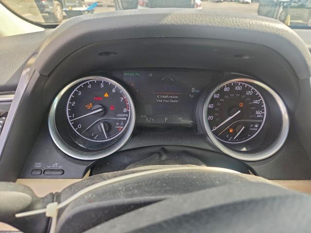 Toyota Camry L Image 5