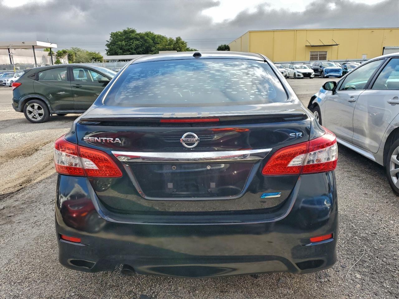 Nissan Sentra S Image 6