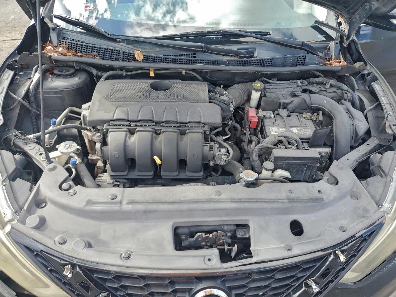 Nissan Sentra S Image 10