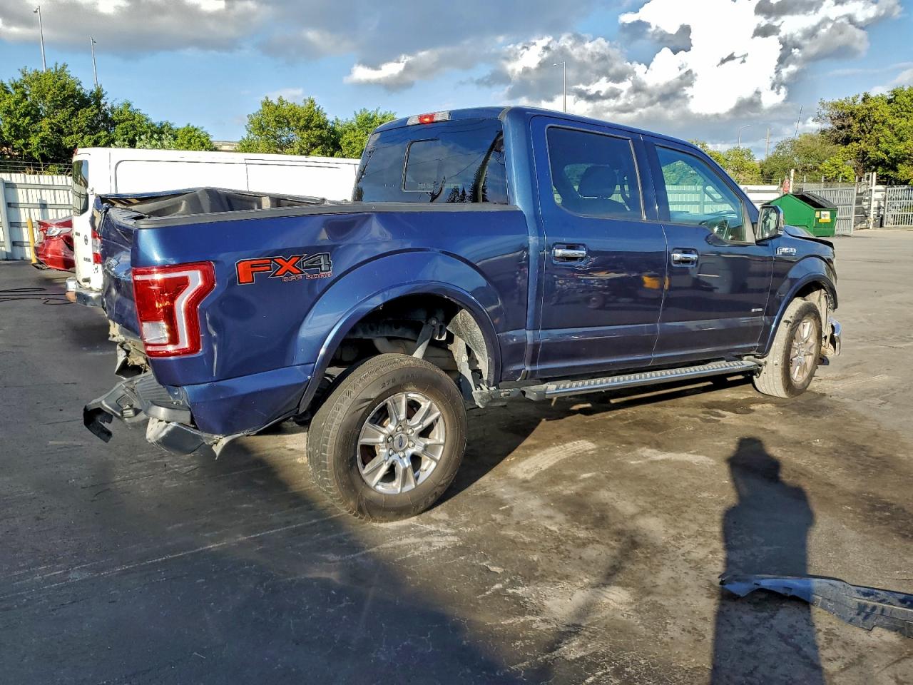 Ford F-150 Supercrew Image 9