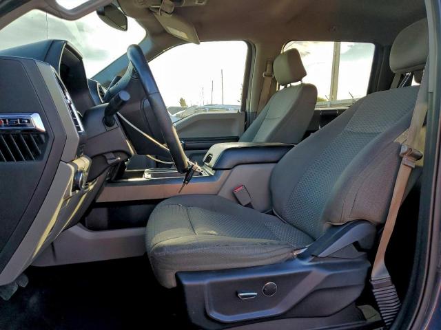 Ford F-150 Supercrew Image 8