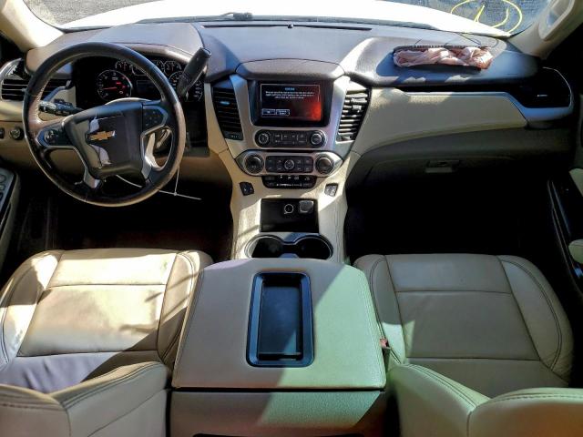 Chevrolet Suburban C1500 Lt Image 6