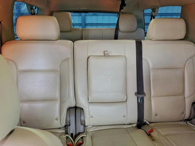 Chevrolet Suburban C1500 Lt Image 13