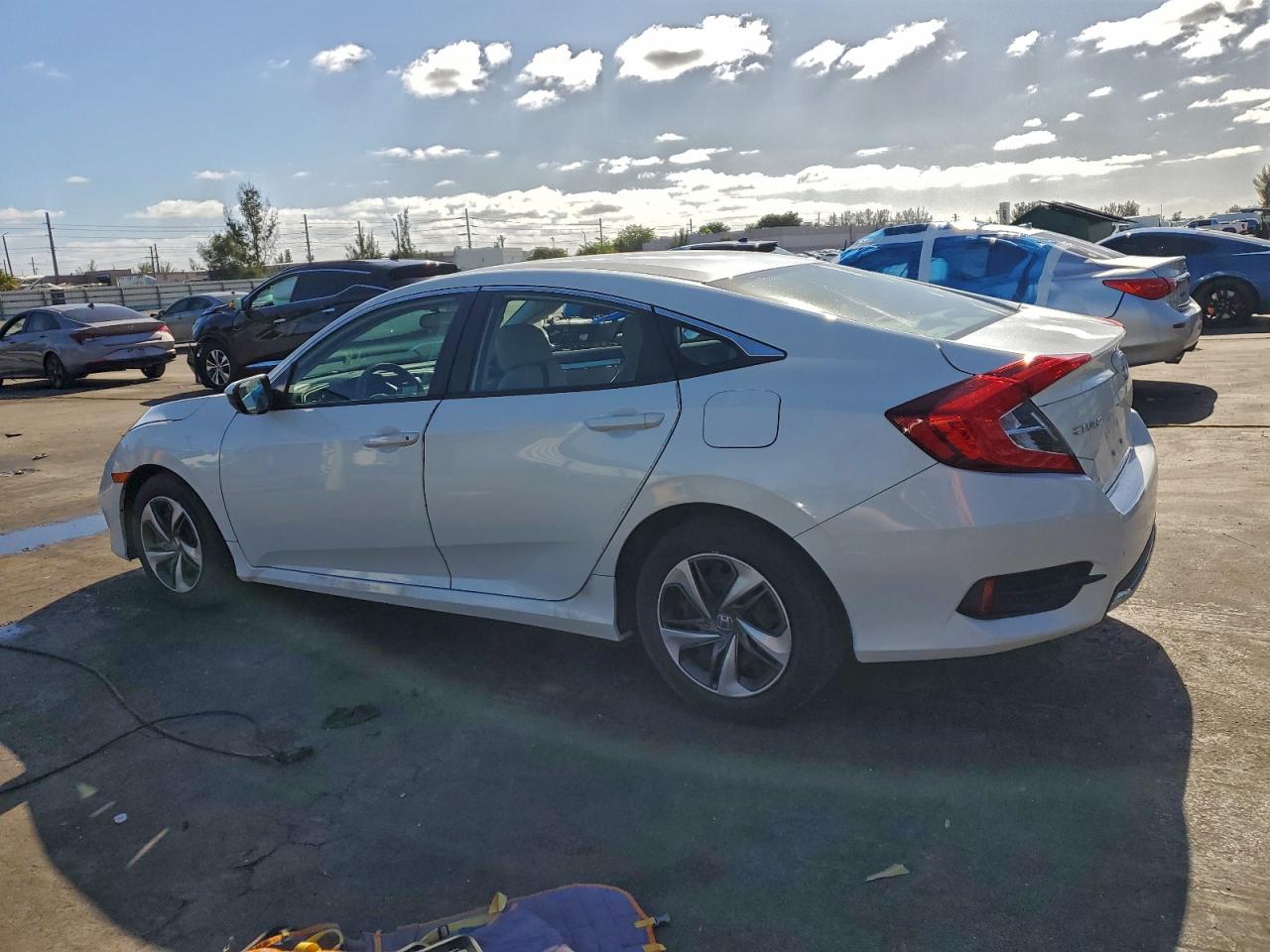 Honda Civic Lx Image 2