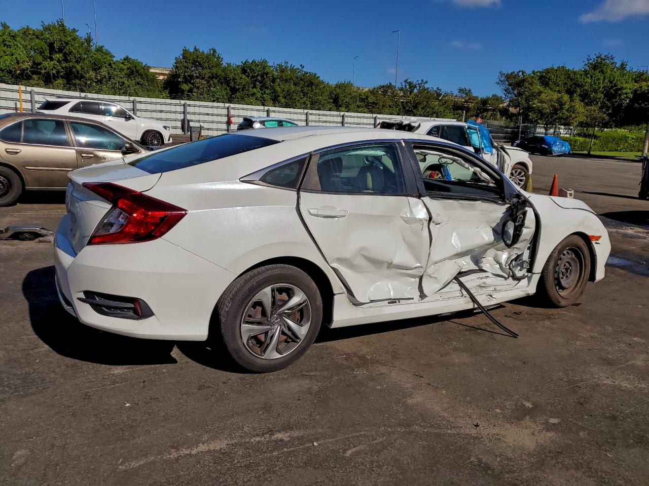 Honda Civic Lx Image 10